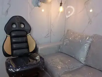 Stripchat Live Porn of Kitten_Cam