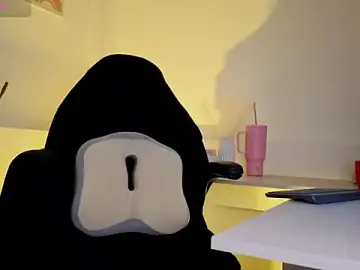 Stripchat Best Webcam of NebetColin
