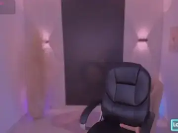 Stripchat Sex Cam of IvyJonesX