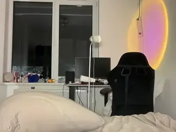 Stripchat Free Porn Cam of cinnabon_girls