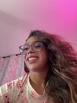 Stripchat Live Porn of Samantha_Bernardo