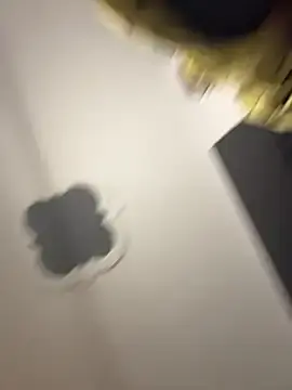 Stripchat Sex Cam of Samantha_Bernardo