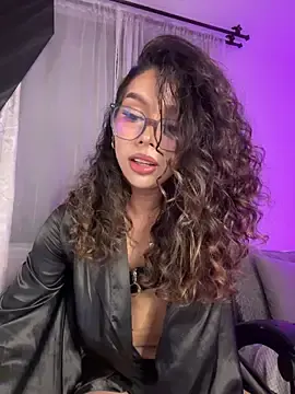 Stripchat Adult Webcam of Samantha_Bernardo