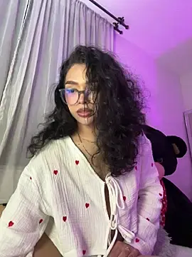 Stripchat Free Porn Cam of Samantha_Bernardo