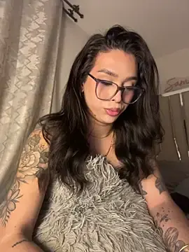 Stripchat Watch Live Sex Cams of Samantha_Bernardo