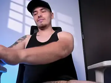 Stripchat Best Webcam of james_connor2