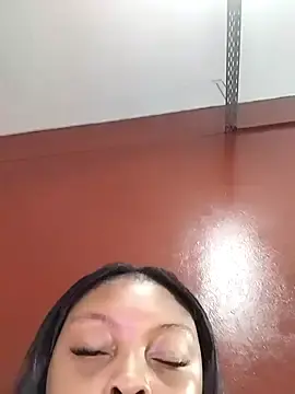 Stripchat Adult Webcam of Sexyroseytitz_00