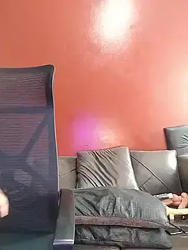 Stripchat Live Sex Cam of Sexyroseytitz_00