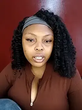 Stripchat Watch Live Sex Cams of Sexyroseytitz_00