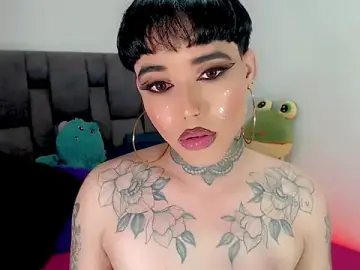 Stripchat Free Porn Cam of little_star_porn