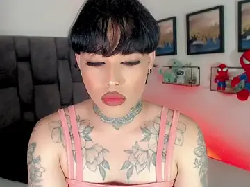 Stripchat Live Sex Cam of little_star_porn