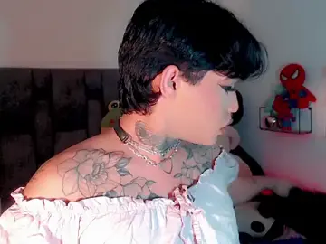 Stripchat Free Porn Cam of little_star_porn