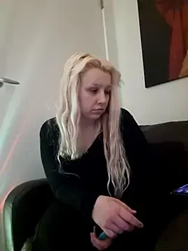 Stripchat Sex Chat of RaisingDaisy