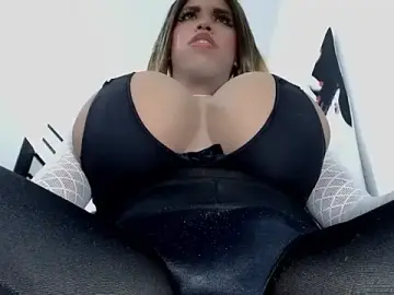 Stripchat Watch Live Sex Cams of valentinabigcock23