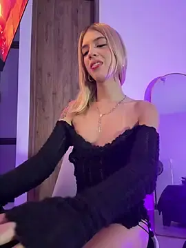 Stripchat Live Porn of Courtney_gonet