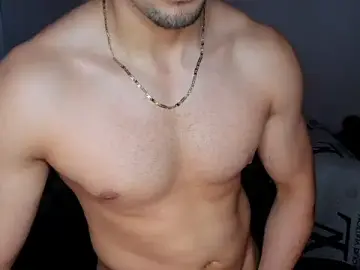 Stripchat Free Porn Cam of Tommy_Bred