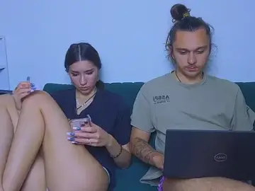 Stripchat Adult Webcam of do_u_know_them