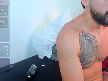 Stripchat Free Porn Cam of Markbrown