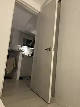 Stripchat Free Porn Cam of PetitLumiere