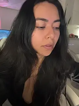 Stripchat Adult Webcams of PetitLumiere