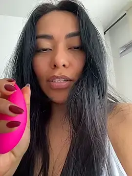 Stripchat Watch Live Sex Cams of PetitLumiere