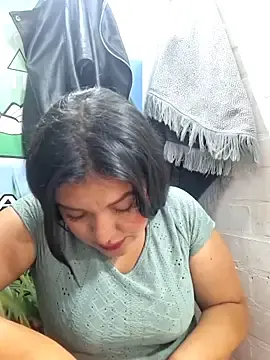 Stripchat Free Porn Cam of Sophie-hatter