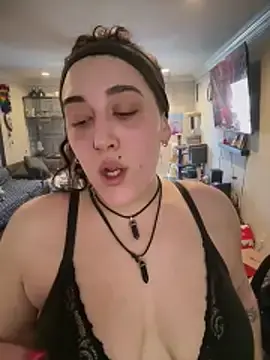 Stripchat Live Sex of ThicBunz
