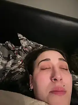 Stripchat Free Porn Cam of ThicBunz