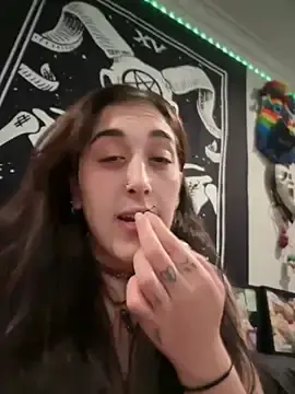 Stripchat Free Live Porn of ThicBunz