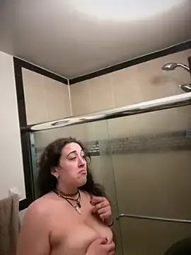 Stripchat Live Sex Cam of ThicBunz