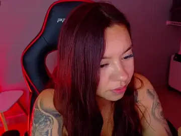 Stripchat Free Live Porn of samantha_tattu