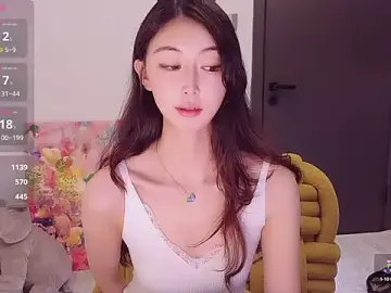 Stripchat Live Sex Cam of HaipaiSweetheart