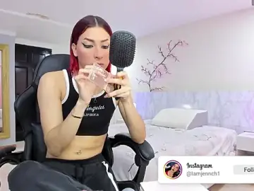 Stripchat Live Porn of charolbruce_1