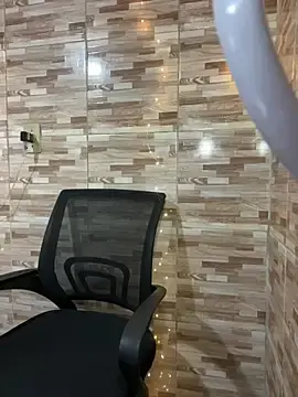 Stripchat Adult Webcams of yesmiia