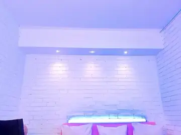 Stripchat Free Porn Cam of paulina_sweett_