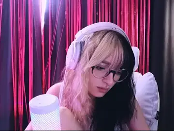 Stripchat Live Sex of Avi_Nile