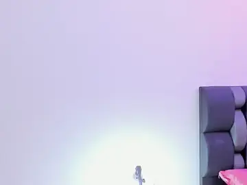 Stripchat Live Porn of maily_zanss