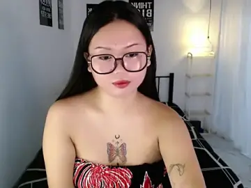 Stripchat Free Live Porn of Vivorey_Leighn