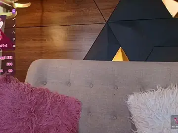 Stripchat Free Porn Cam of ly_lulu