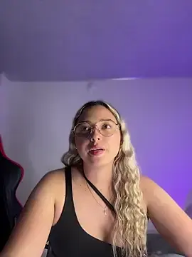 Stripchat Sex Chat of Irisweet_