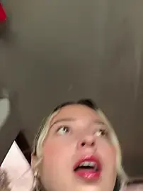 Stripchat Live Sex of Irisweet_