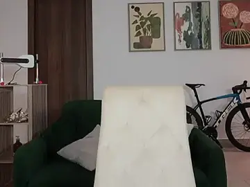 Stripchat Free Porn Cam of HOTBLACKANDWHITE2