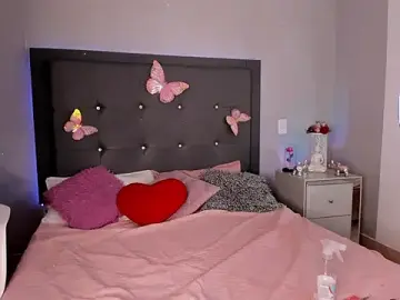 Stripchat Best live sex cam show of emma_lye