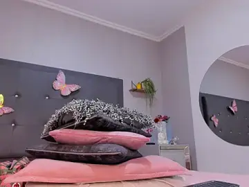 Stripchat Live Sex Cam of emma_lye