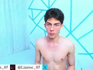 Stripchat Watch Live Sex Cams of liam_scott77