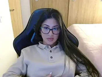 Stripchat Free Live Porn of Mia_Paradis