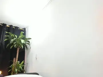 Stripchat Watch Live Sex Cams of Lia-y-felipe
