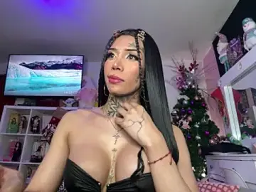 Stripchat Nude Webcam of caroline_cossei