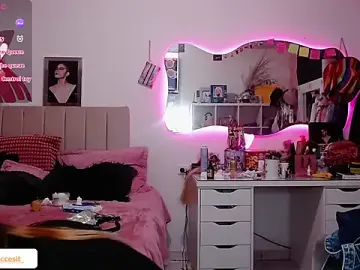 Stripchat Sex Chat of caroline_cossei