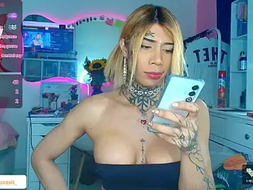 Stripchat Best Webcam of caroline_cossei